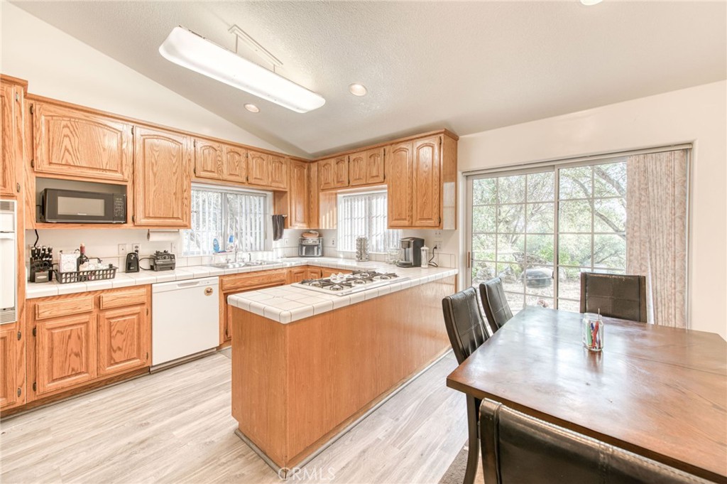 43867 Trabuco Court Property Photo 27