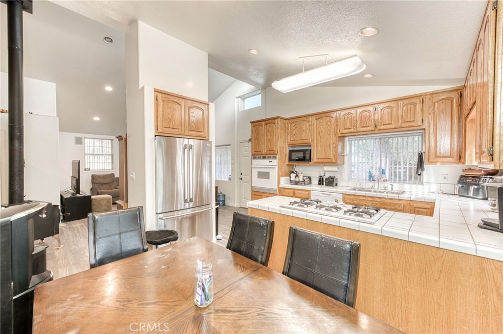 43867 Trabuco Court Property Photo 28