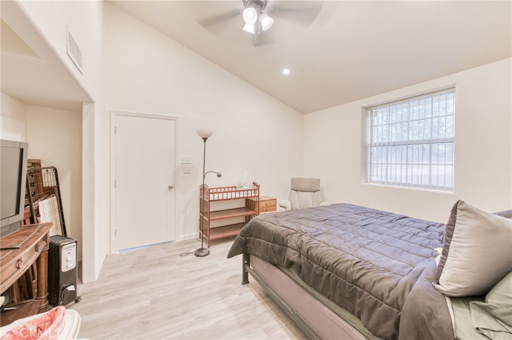 43867 Trabuco Court Property Photo 33