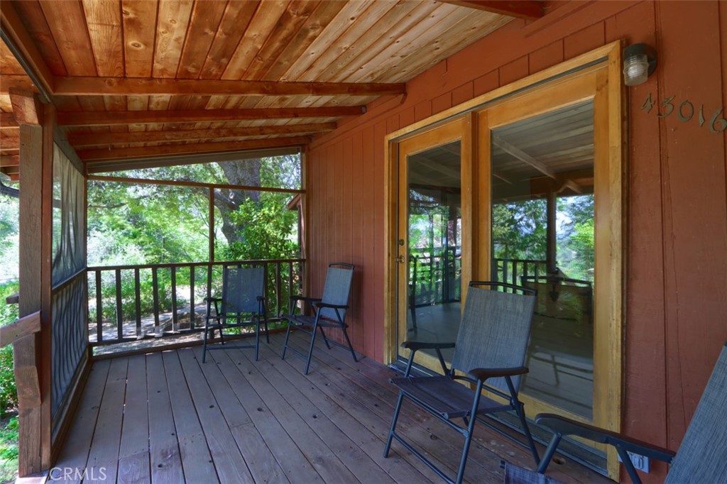 43016 Sunshine Mountain Property Photo 12