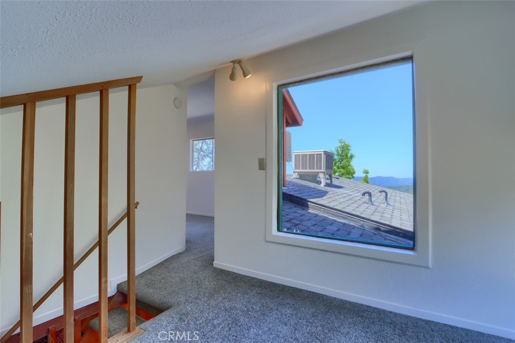 43016 Sunshine Mountain Property Photo 19
