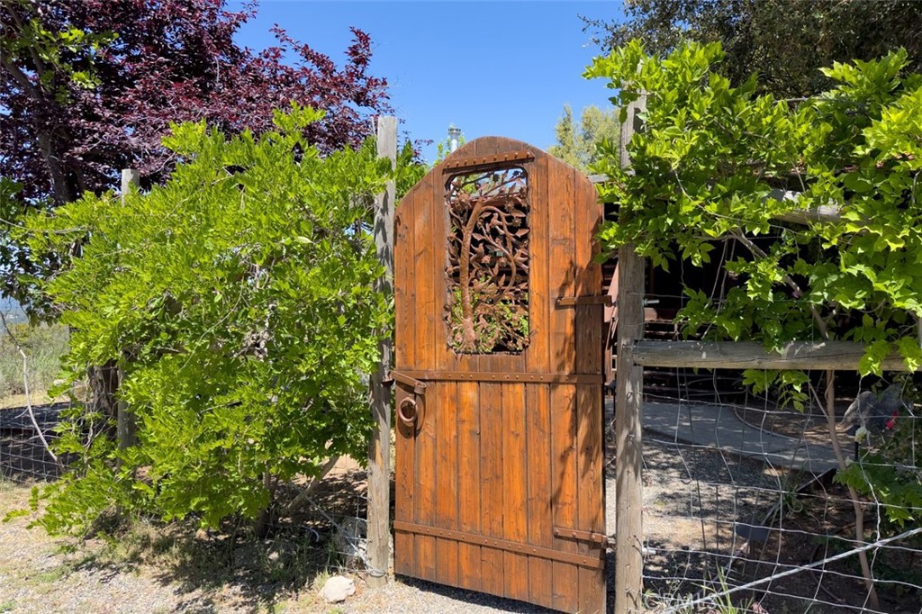 43016 Sunshine Mountain Property Photo 60
