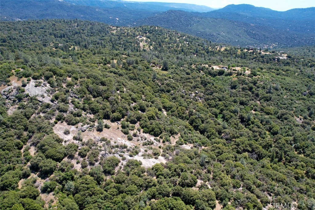 15 Sunshine Mountain Property Photo 5