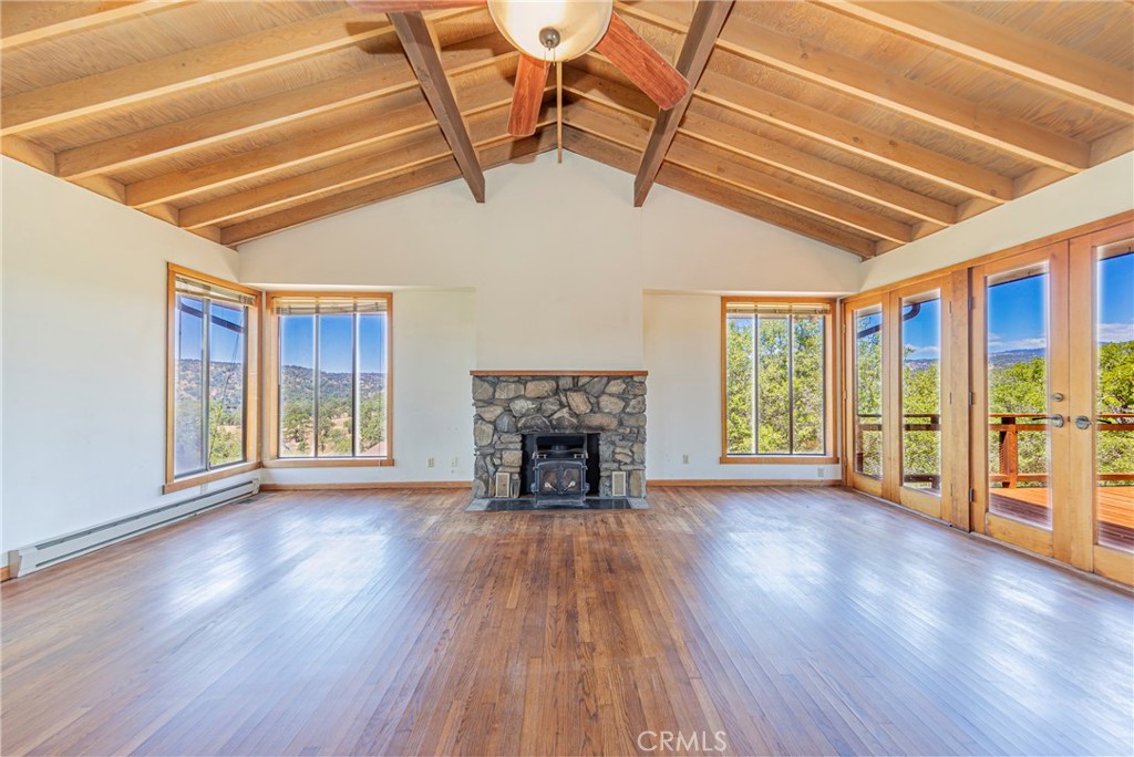 32774 Road 400 Property Photo 7