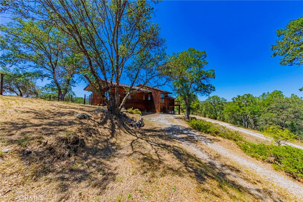 32774 Road 400 Property Photo 43