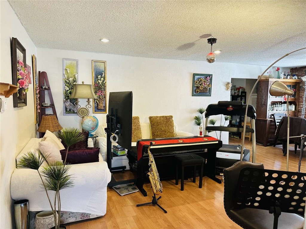 2202 Paso Real Avenue Property Photo 30