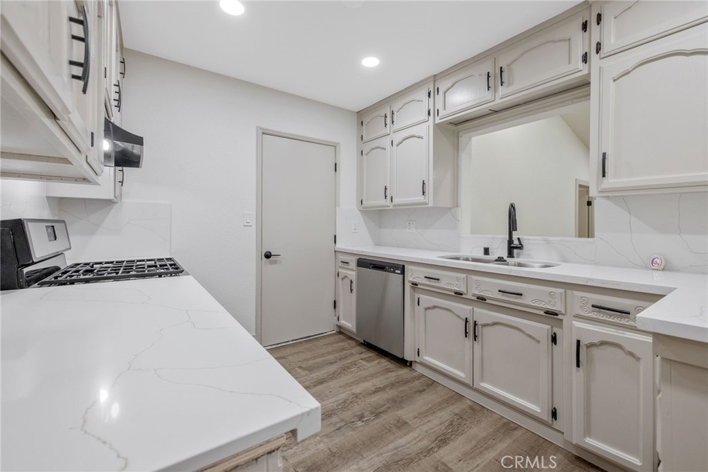 1019 E Laurel Avenue Property Photo 21