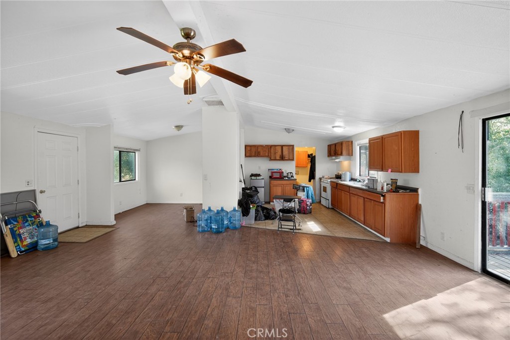 3804 Owl Creek Road Property Photo 8