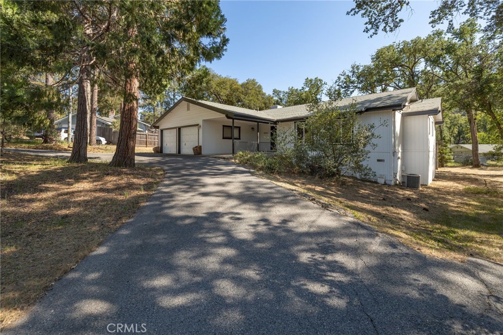 48866 Rock Point Road Property Photo 1