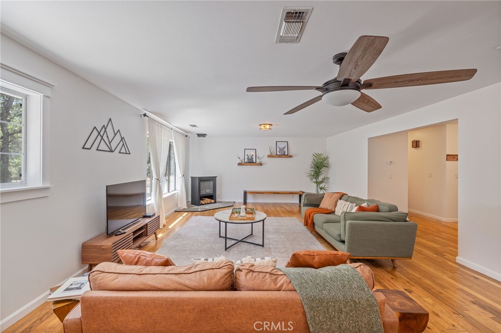 48866 Rock Point Road Property Photo 5
