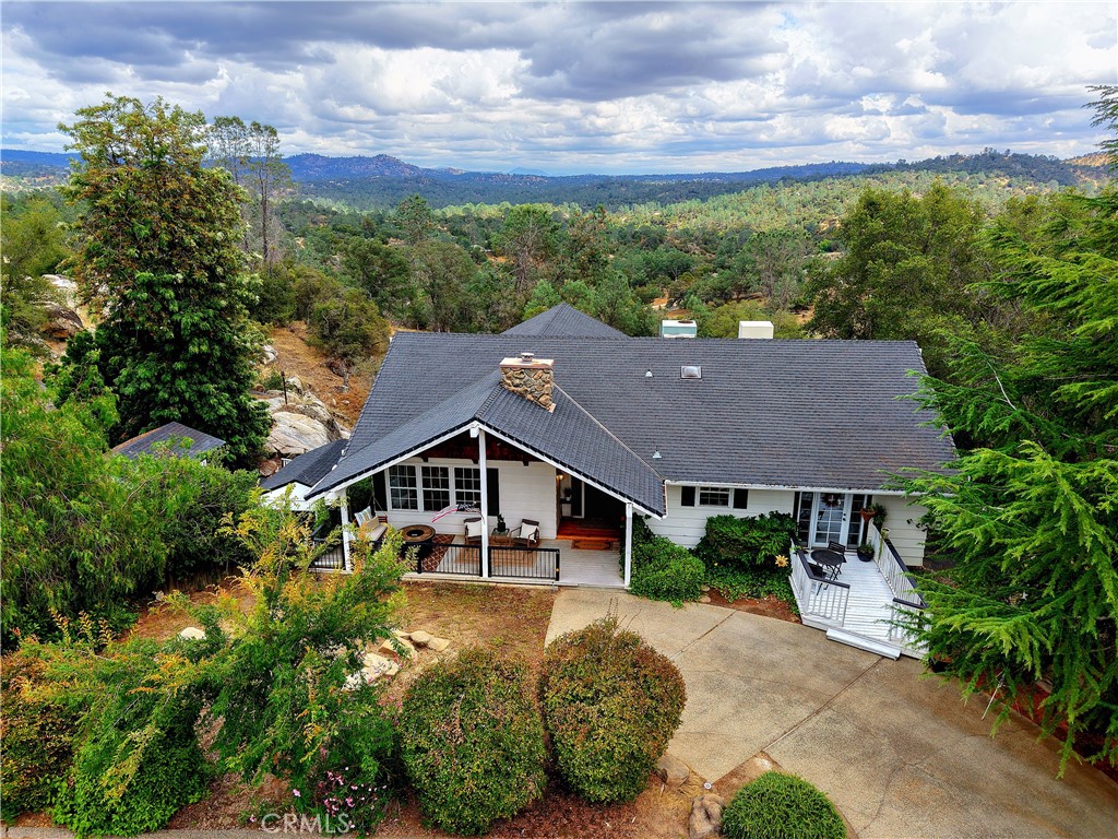 28977 Long Hollow Court N Property Photo 1