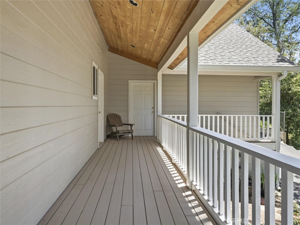 40472 Road 274 Property Photo 12