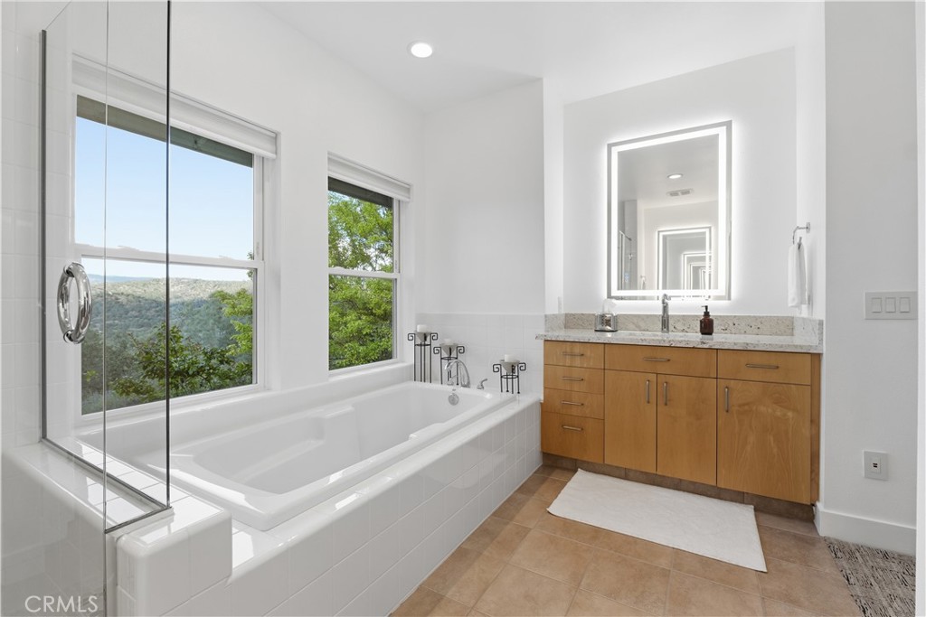 41819 Lilley Mountain Drive Property Photo 17