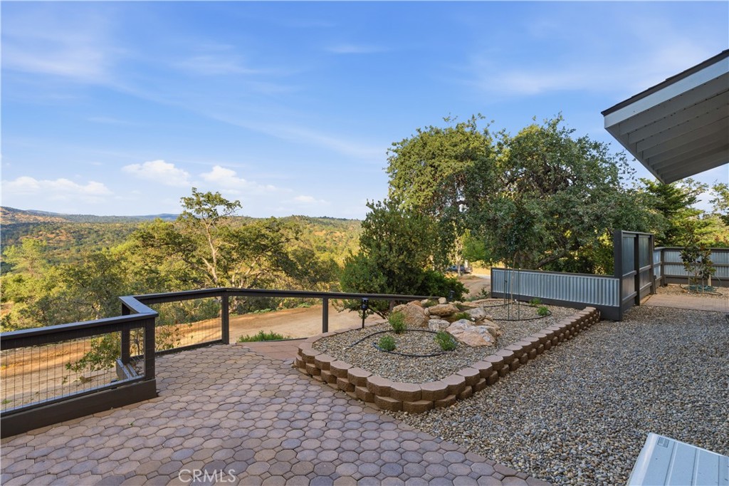 41819 Lilley Mountain Drive Property Photo 38