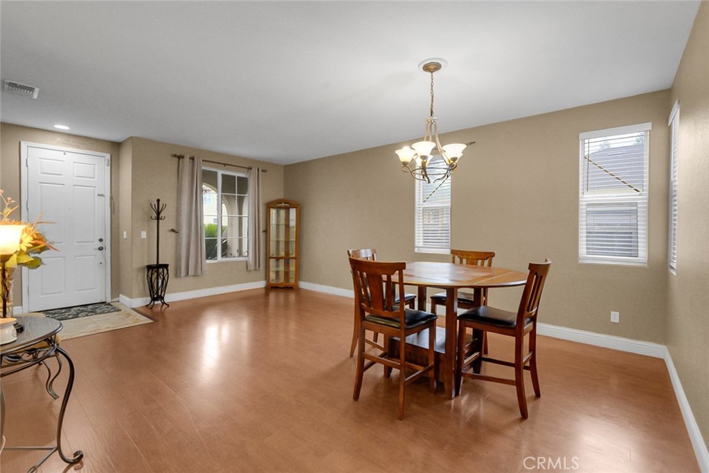 105 Pine Street Property Photo 3