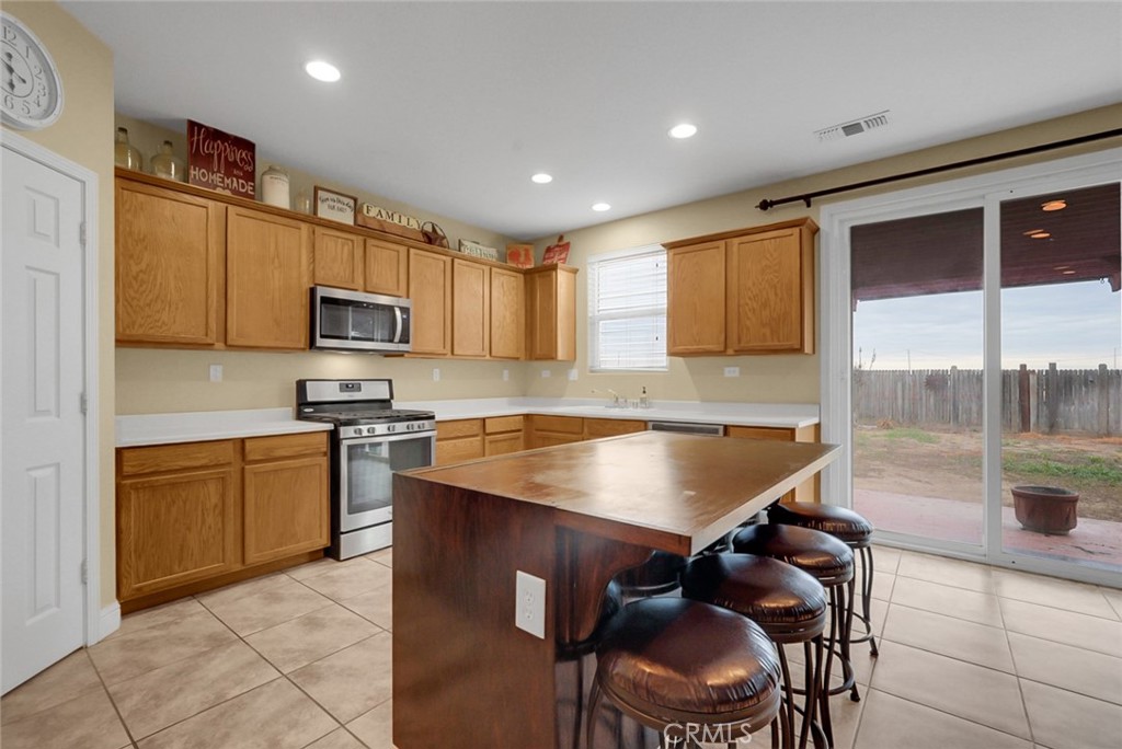 105 Pine Street Property Photo 7