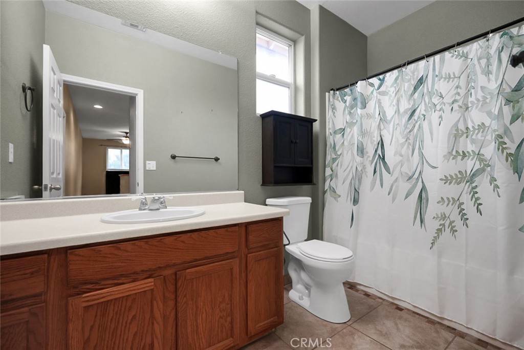 105 Pine Street Property Photo 16
