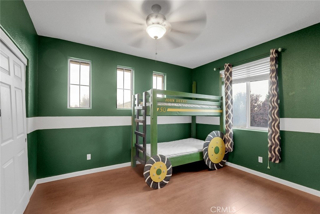 105 Pine Street Property Photo 25
