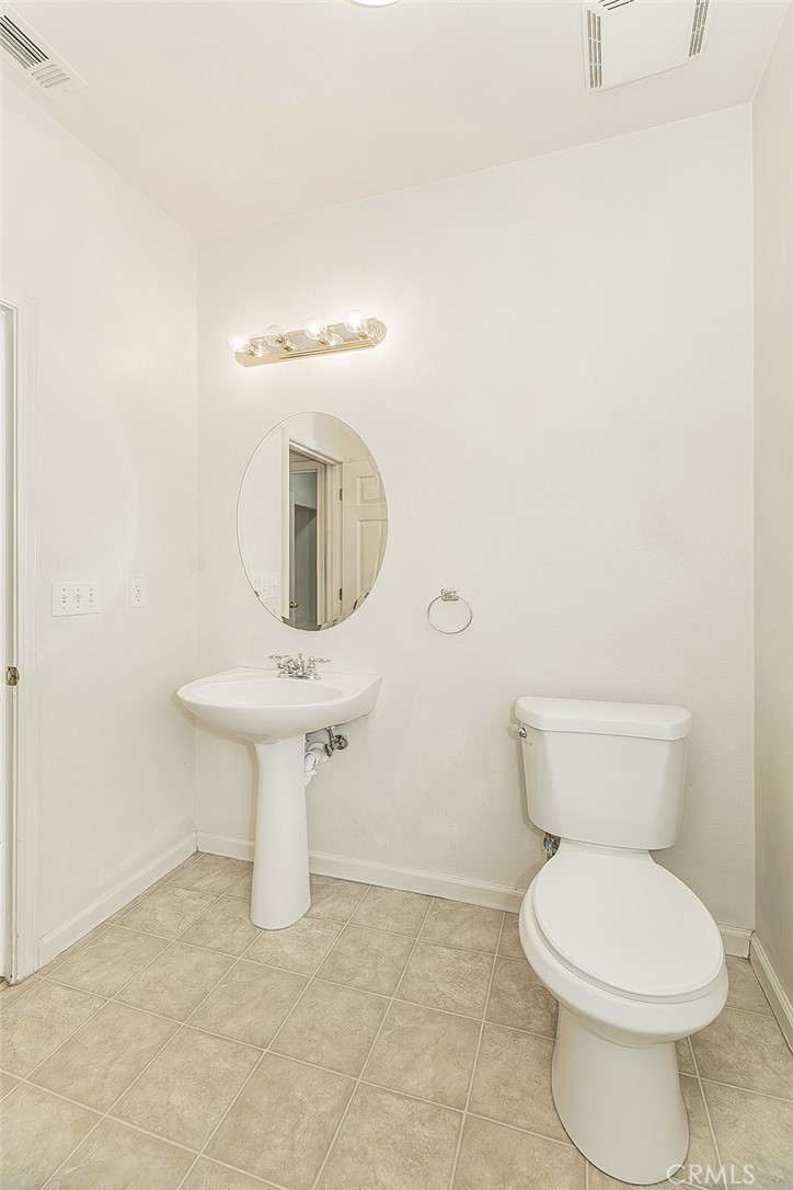 1948 Austin Property Photo 21
