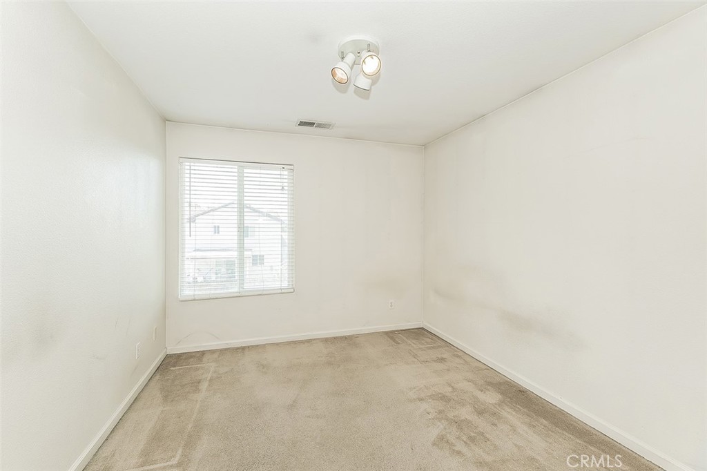 1948 Austin Property Photo 35