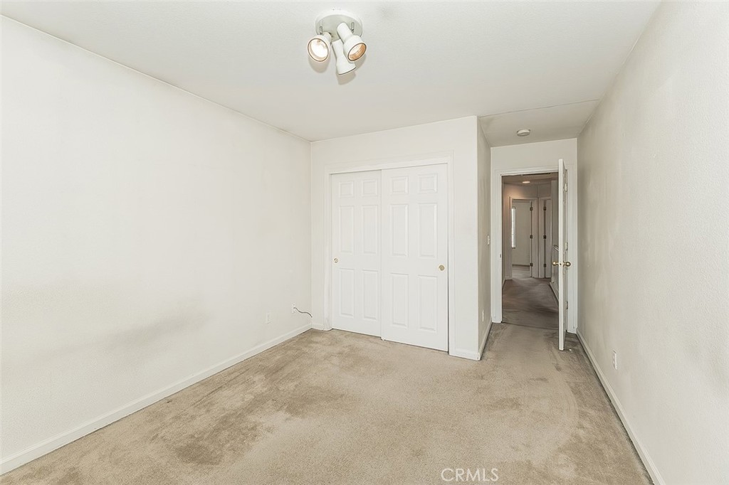 1948 Austin Property Photo 36