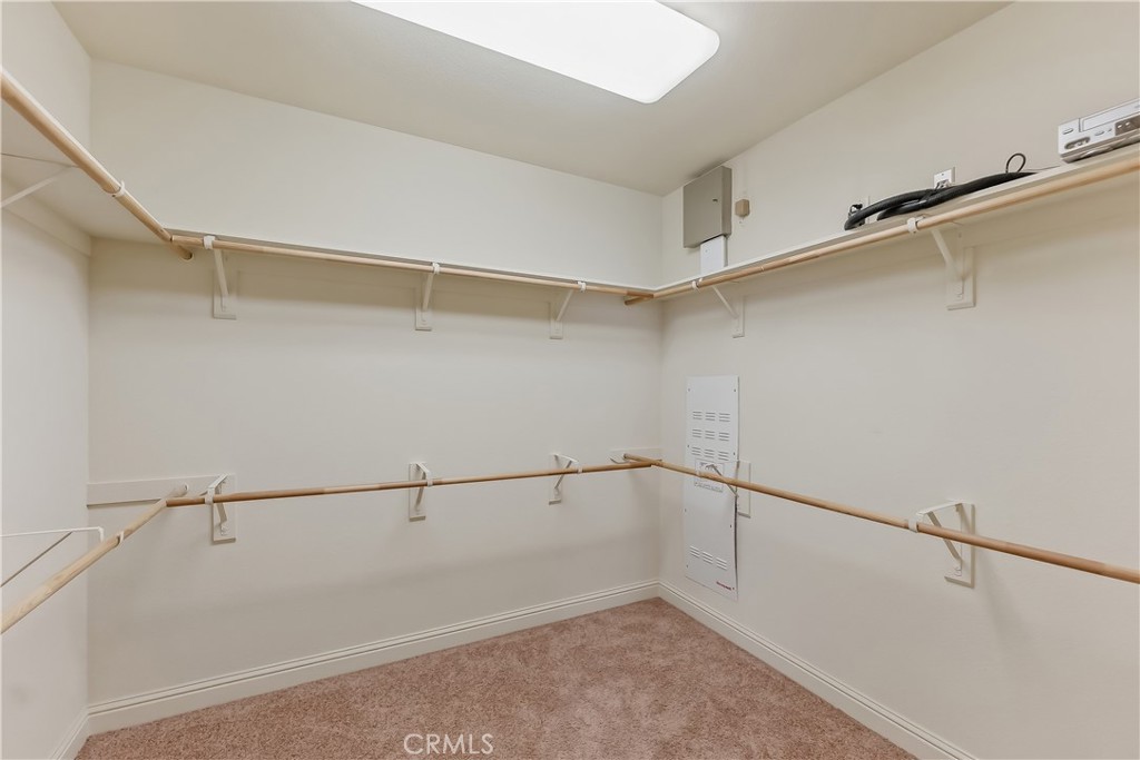 5673 N Sycamore Property Photo 38