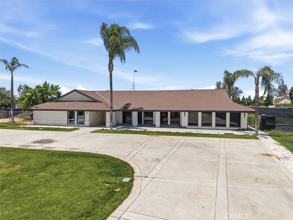 7280 W Menlo Property Photo 3