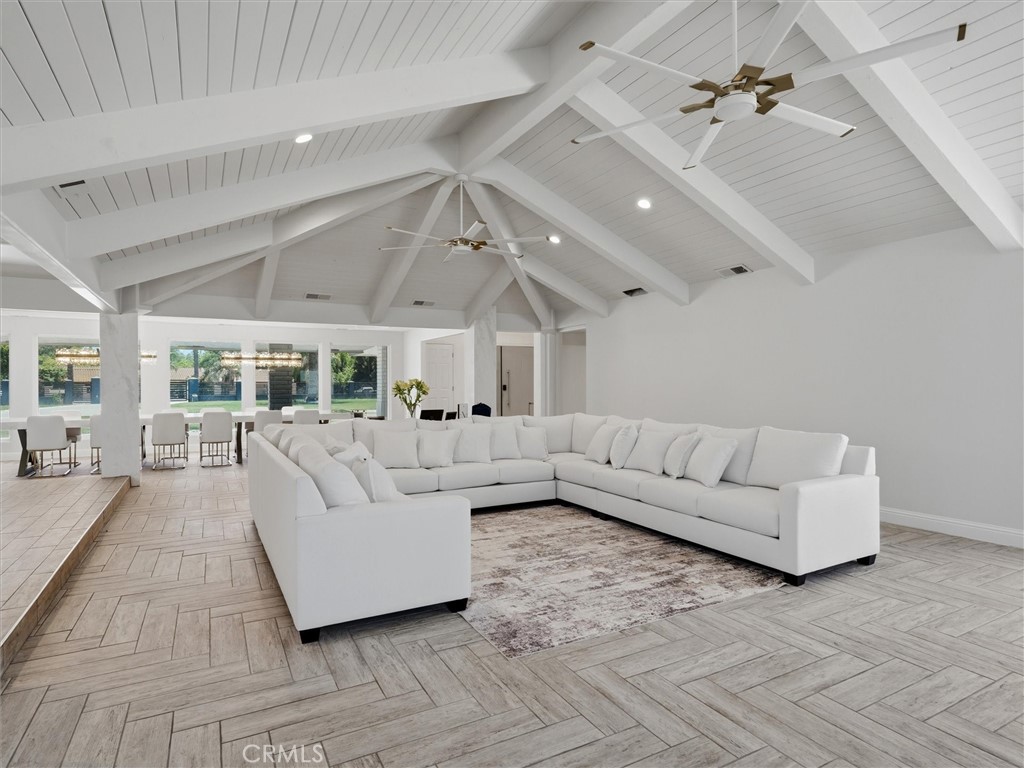 7280 W Menlo Property Photo 11