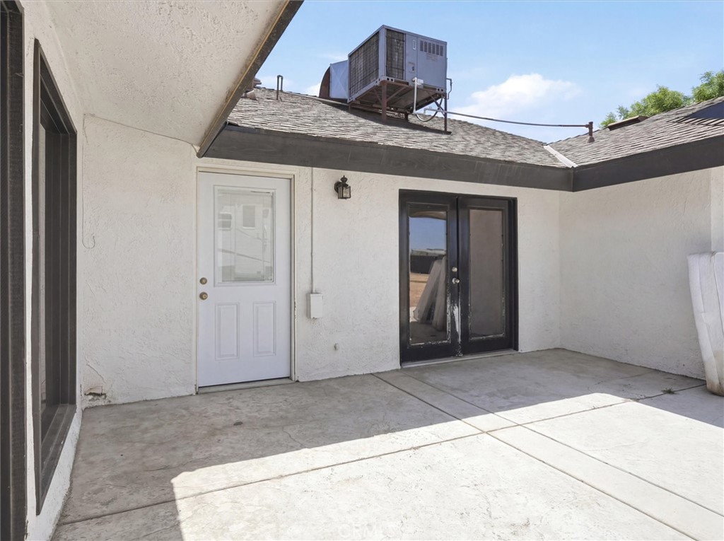 7280 W Menlo Property Photo 44