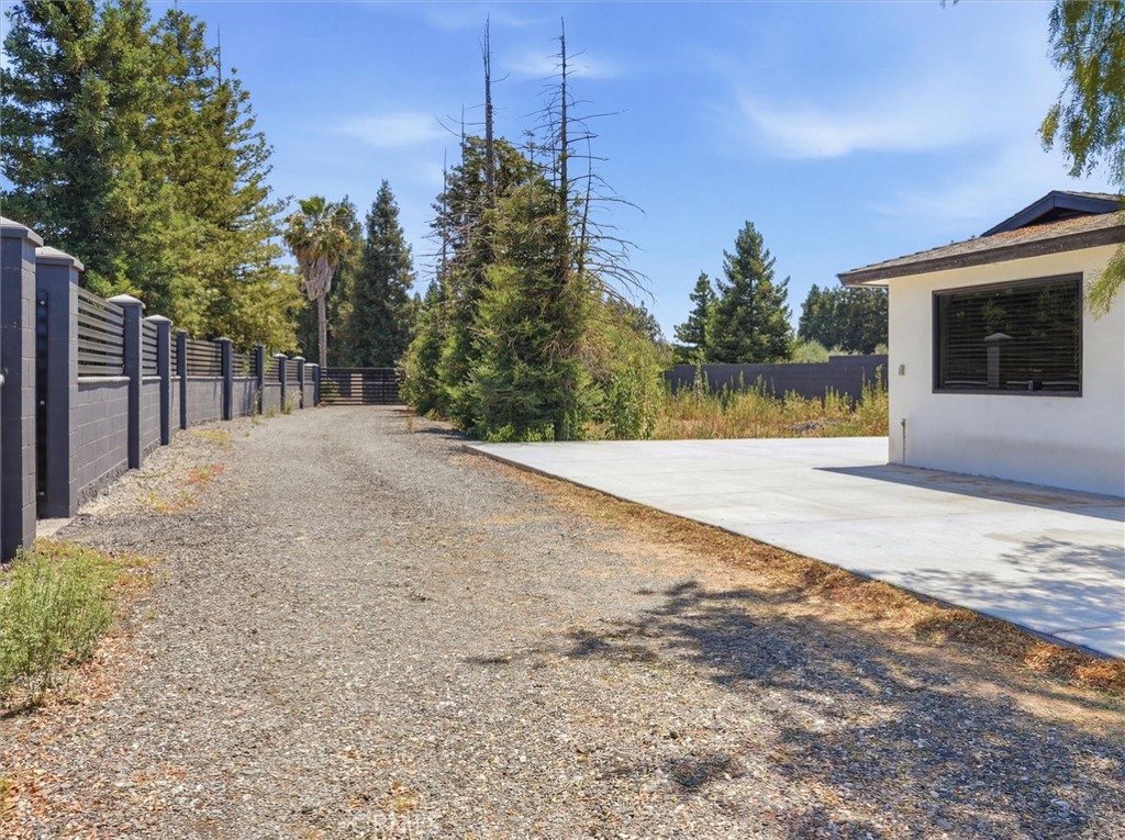 7280 W Menlo Property Photo 49