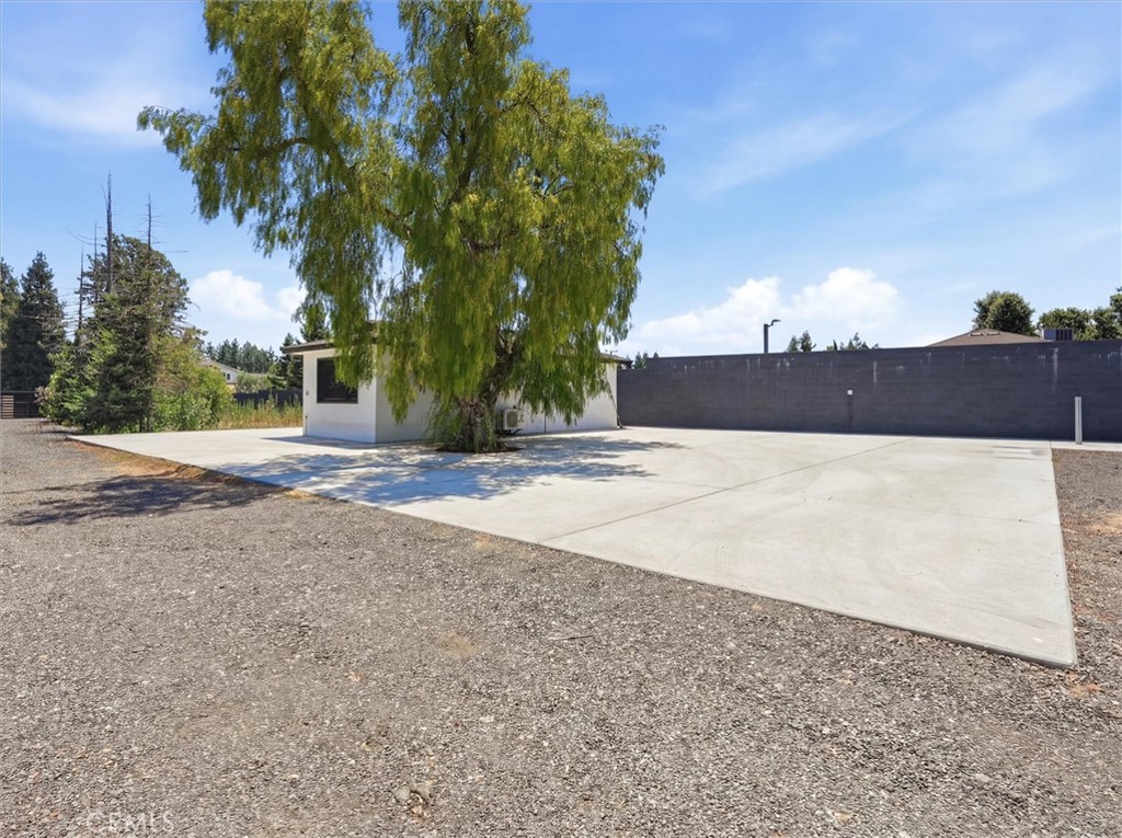 7280 W Menlo Property Photo 50