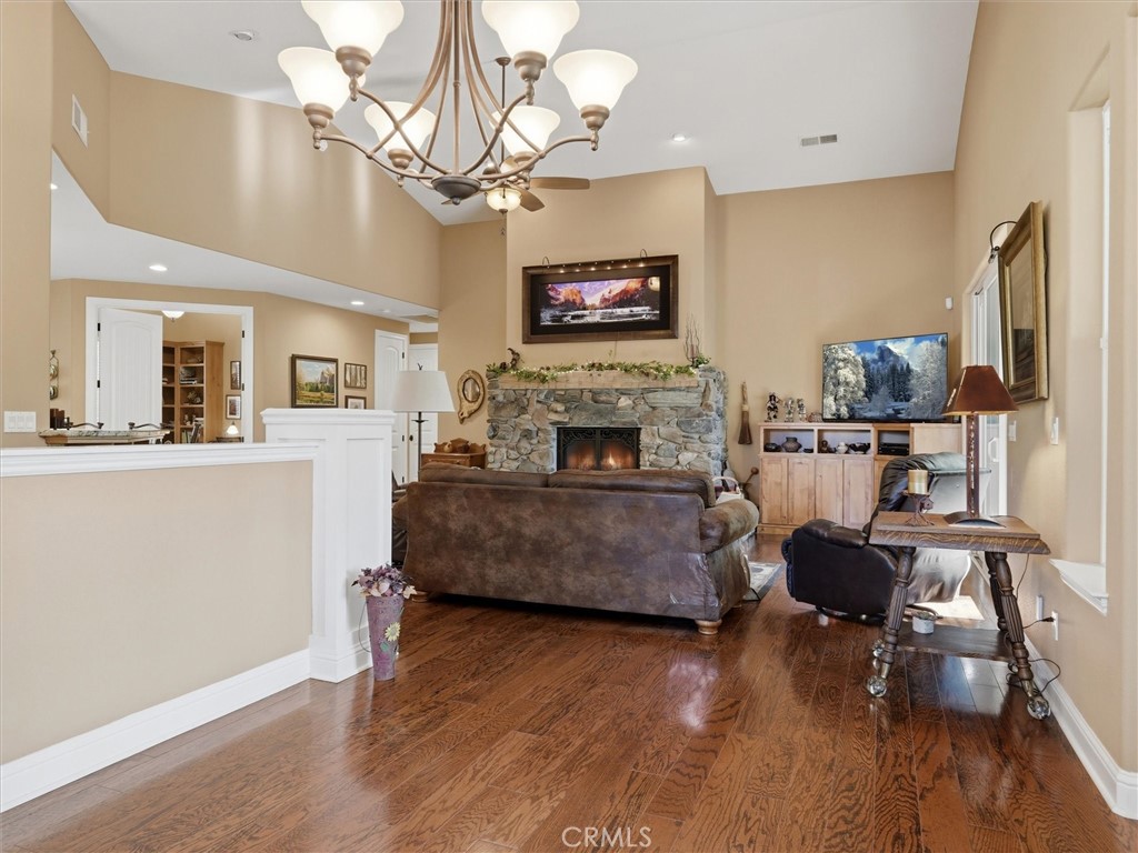46088 Sutton Property Photo 9