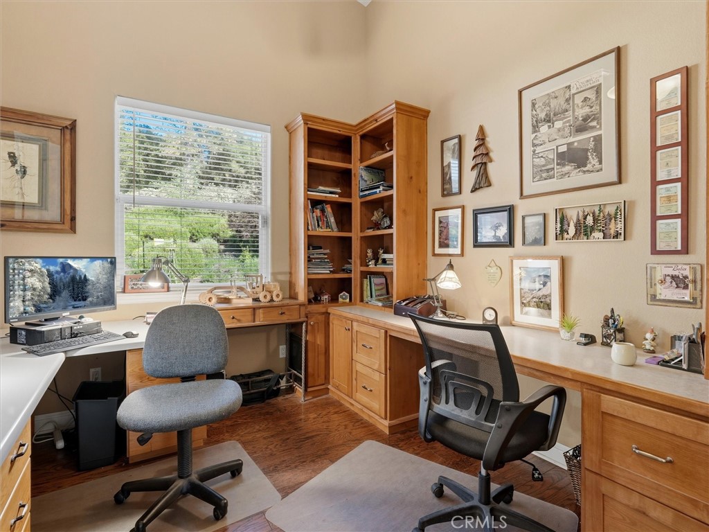 46088 Sutton Property Photo 25