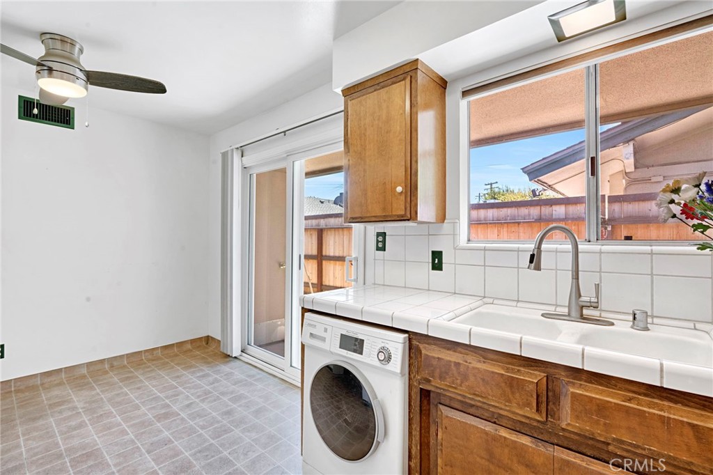 182 W Barstow Avenue A Property Photo 11