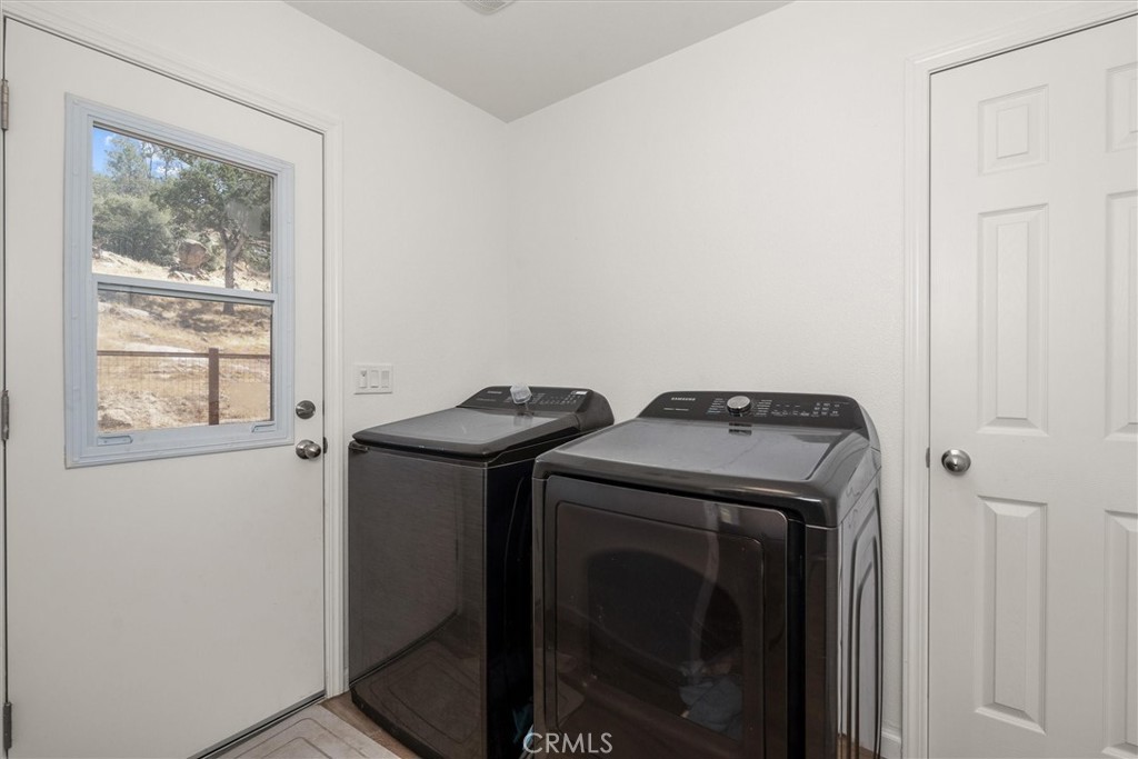 29215 Yosemite Springs Property Photo 16