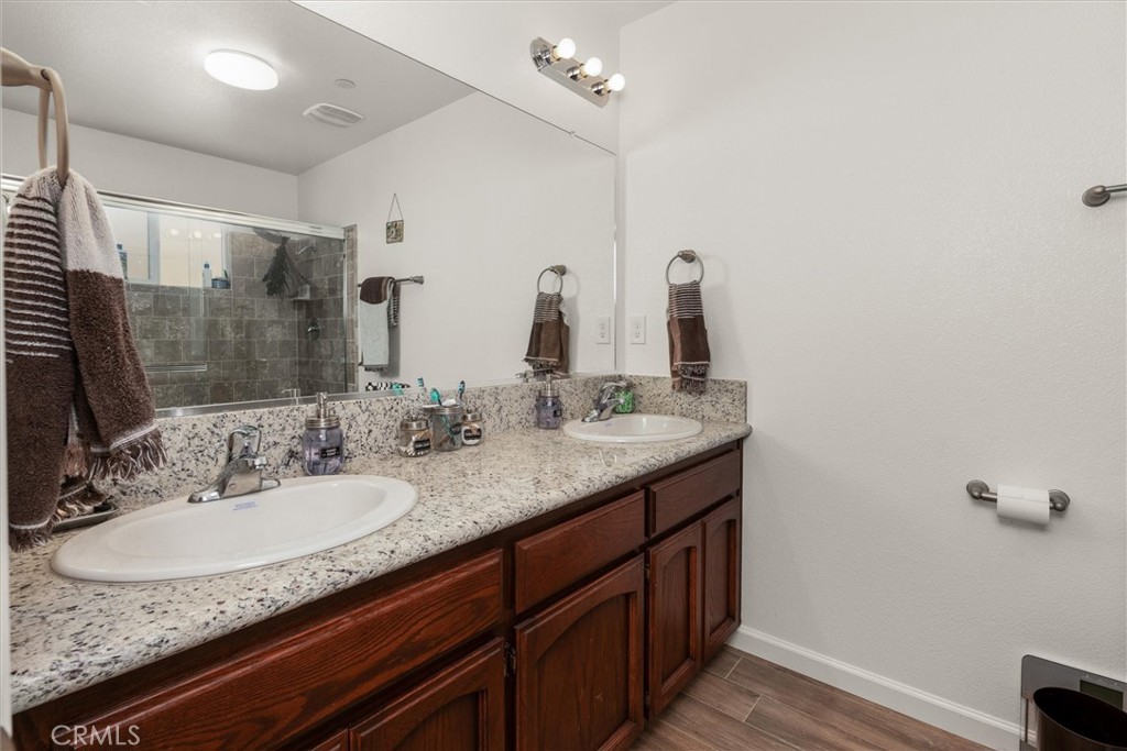 29215 Yosemite Springs Property Photo 20