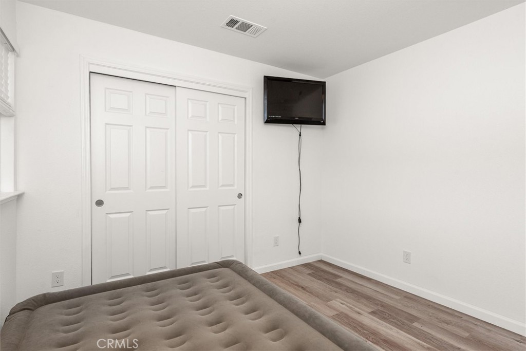 29215 Yosemite Springs Property Photo 23