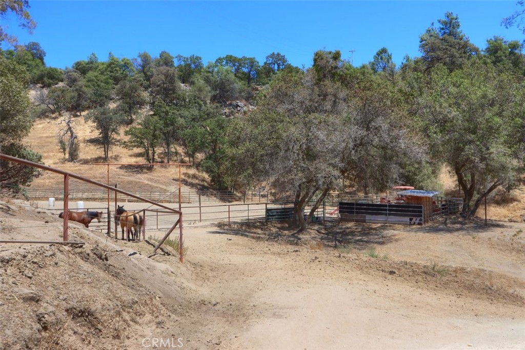 32791 Road 416 Property Photo 25