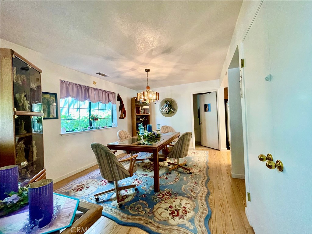 40642 Road 222 Property Photo 4