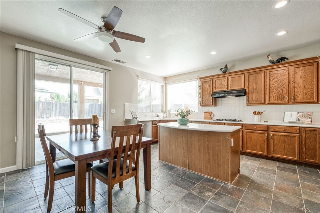 2612 E Shea Drive Property Photo 24