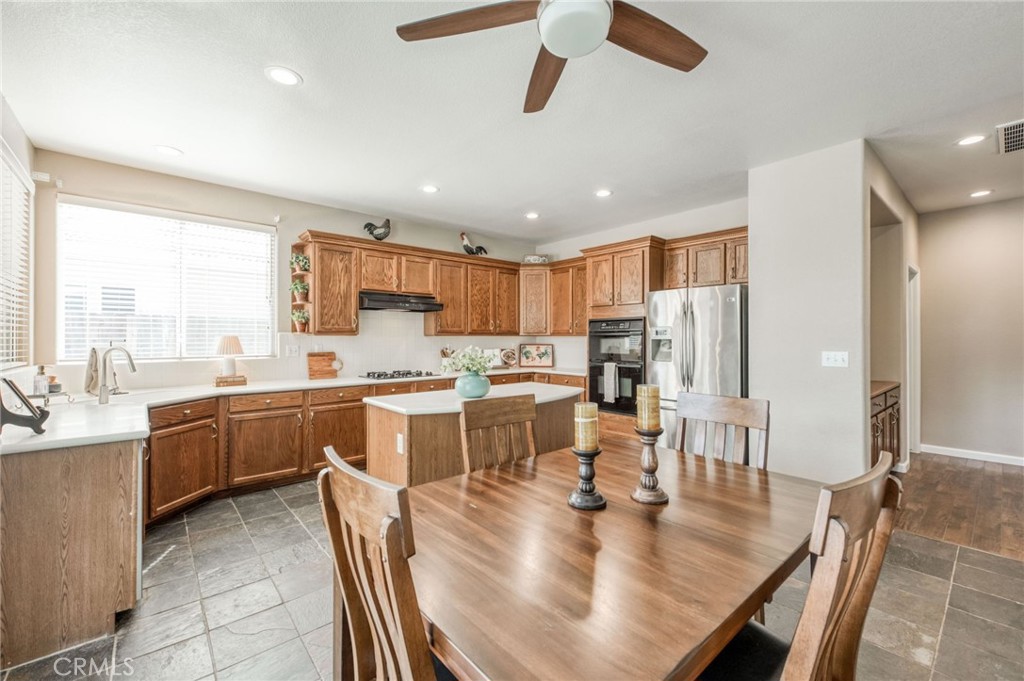 2612 E Shea Drive Property Photo 27