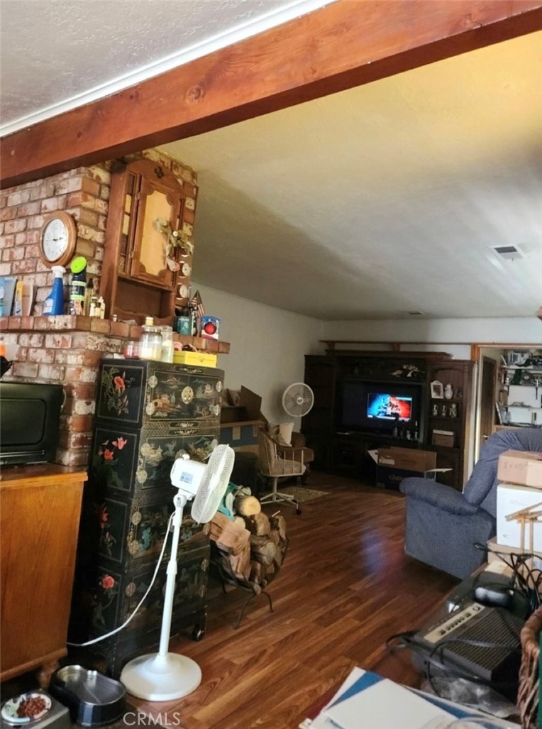 5021 Watt Road Property Photo 5