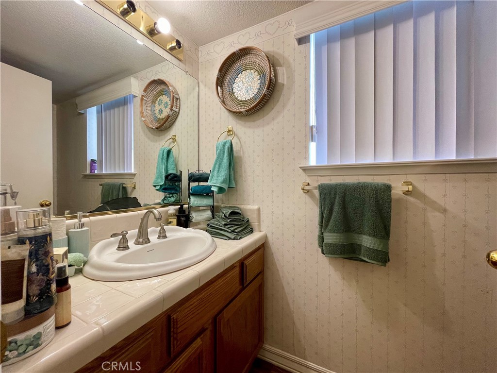 40596 Road 222 Property Photo 12