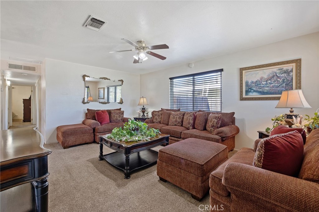 1585 Mulberry Lane Property Photo 6