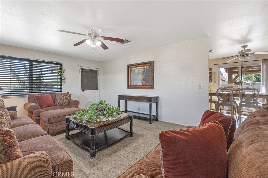 1585 Mulberry Lane Property Photo 8