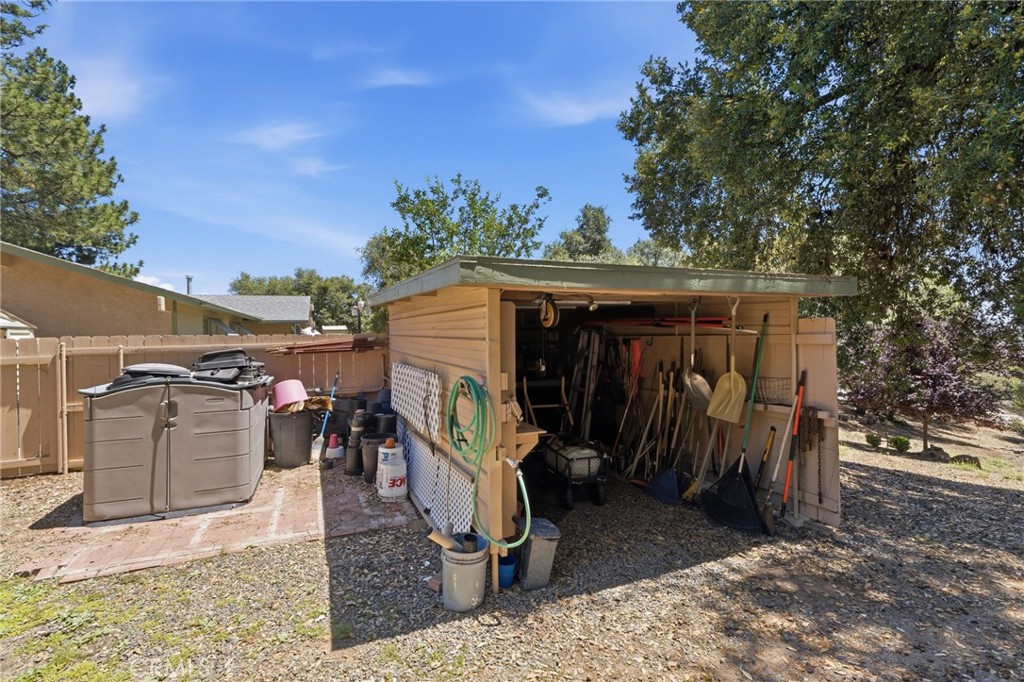 5811 Illilouette Falls Property Photo 9