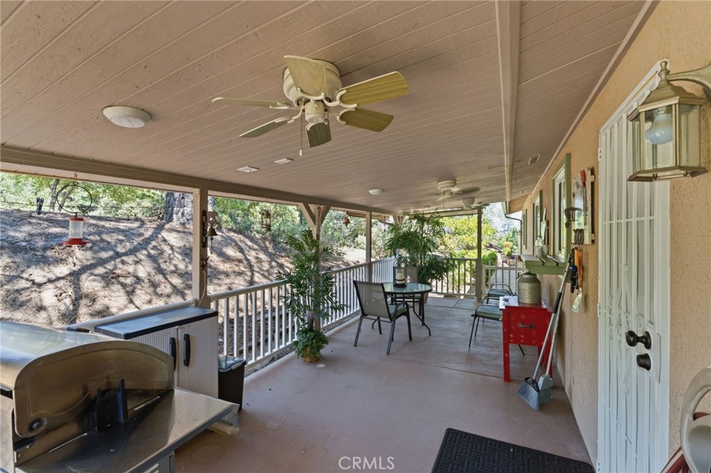 5811 Illilouette Falls Property Photo 10
