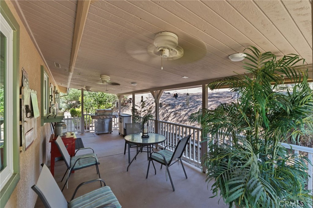 5811 Illilouette Falls Property Photo 11