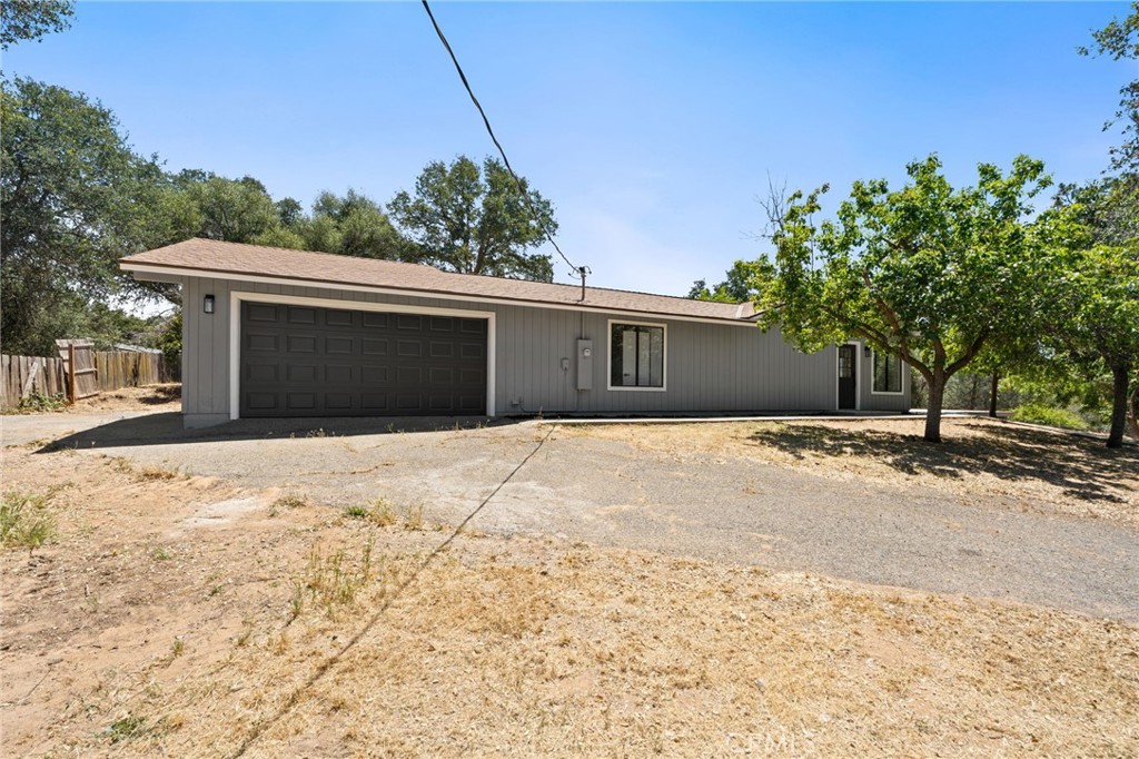 32157 Navajo Property Photo 45