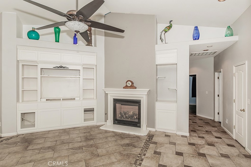 6589 E Michigan Property Photo 8